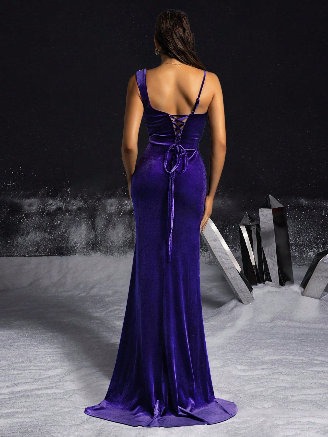 Evening wear